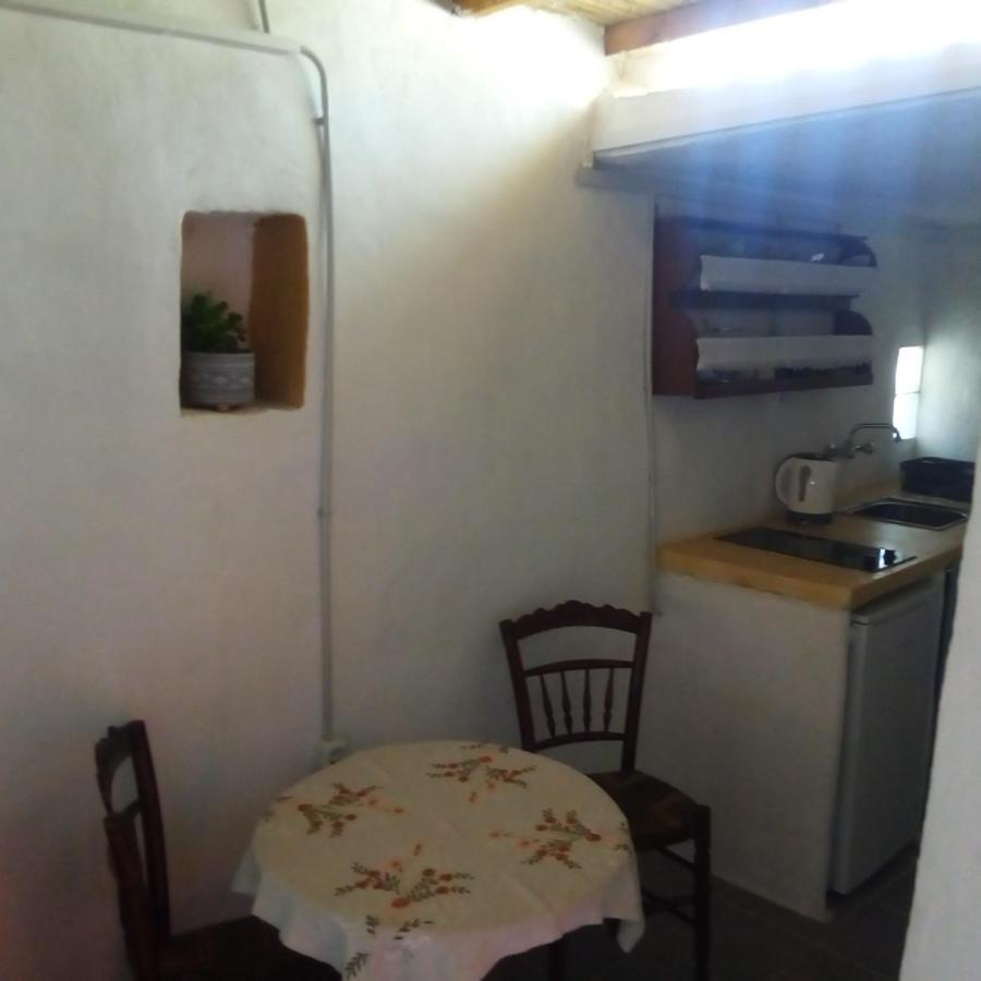 Отель Venduri House Peran Triovasalos Экстерьер фото
